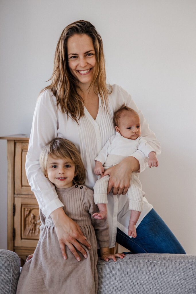 familienglück, familienshooting, familienfotografin, homestory, newbornshooting